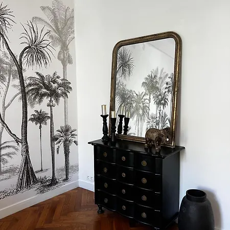 Nicois Au Coeur Du Triangle D'or *